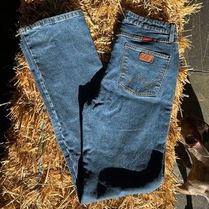 Women’s Cowboy Cut Wranglers